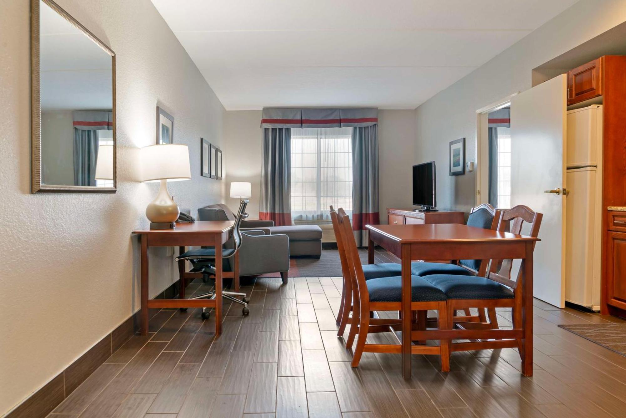 Best Western Executive Inn & Suites Grand Rapids Exterior foto