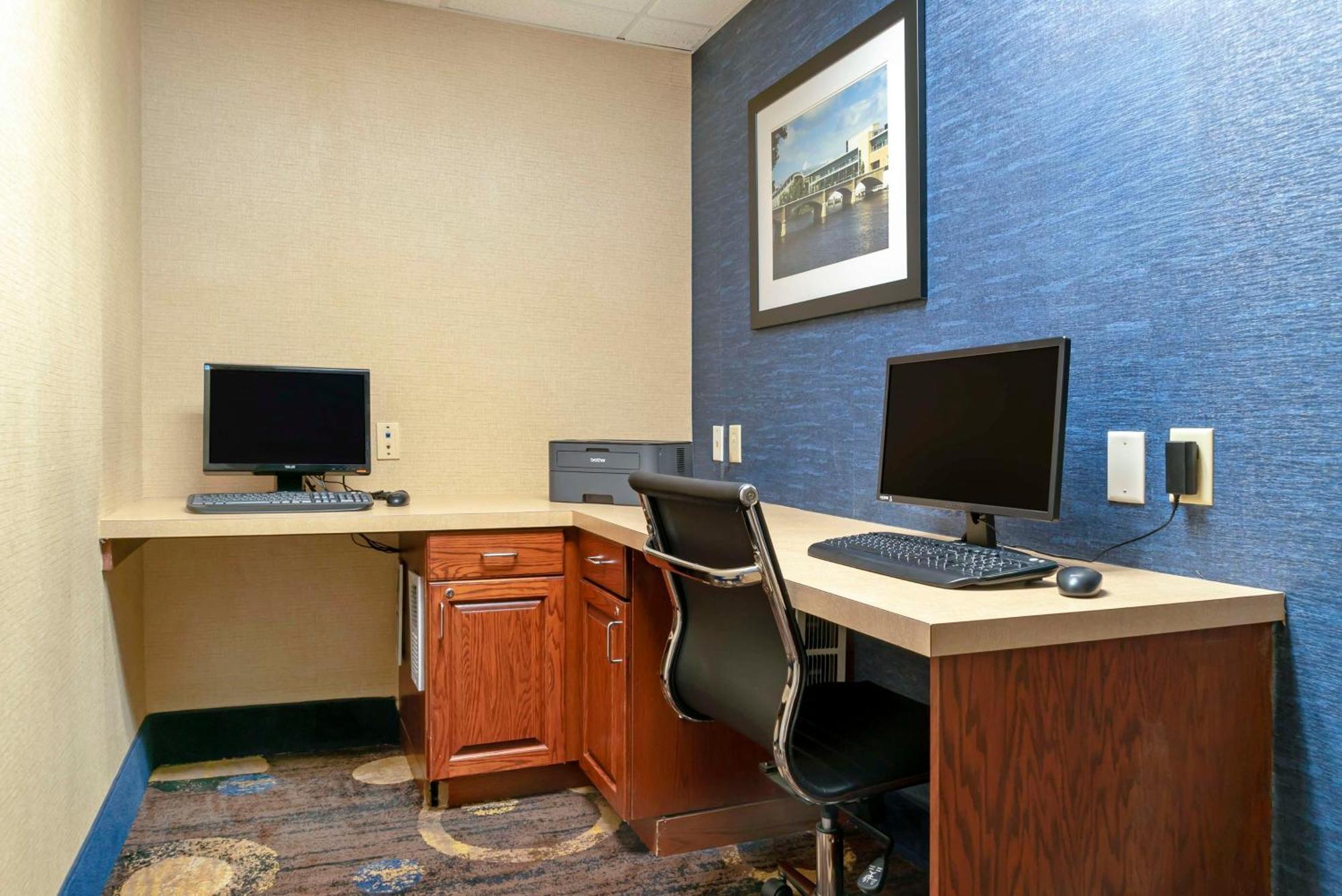 Best Western Executive Inn & Suites Grand Rapids Exterior foto